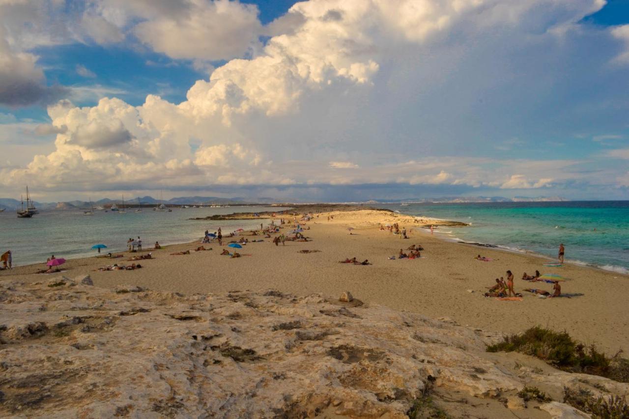 Appartamento Formentera Suitte 3 Es Pujols Esterno foto